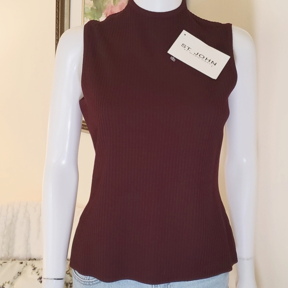 St. John Santan Ribbed Knit Burgundy Sleeveless Shell Size P